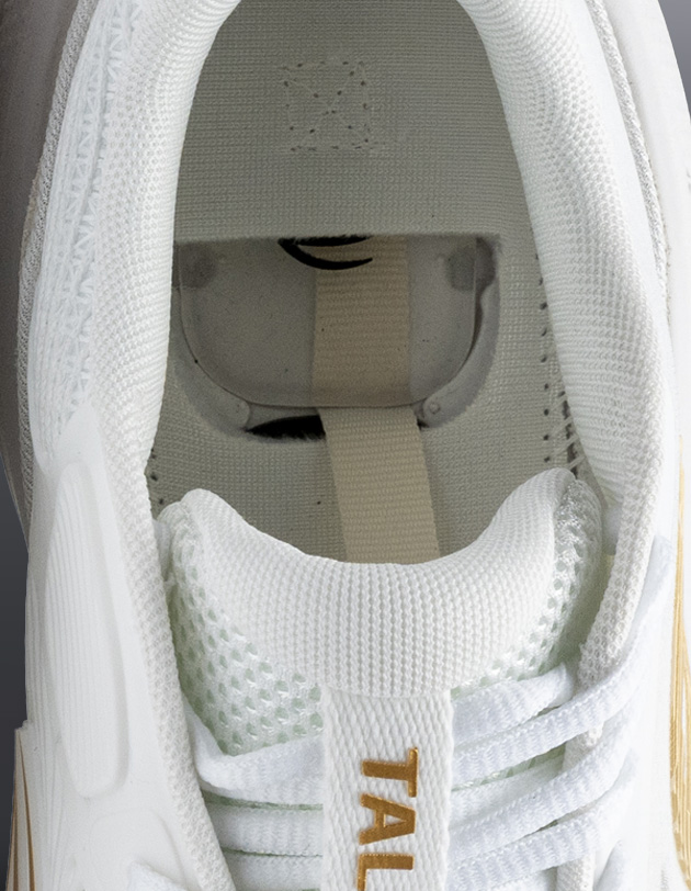 white pads